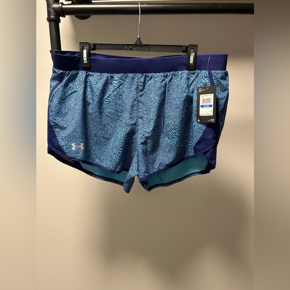 NWT- Women’s Size XL Under Armour Running Shorts Adjustable Waist